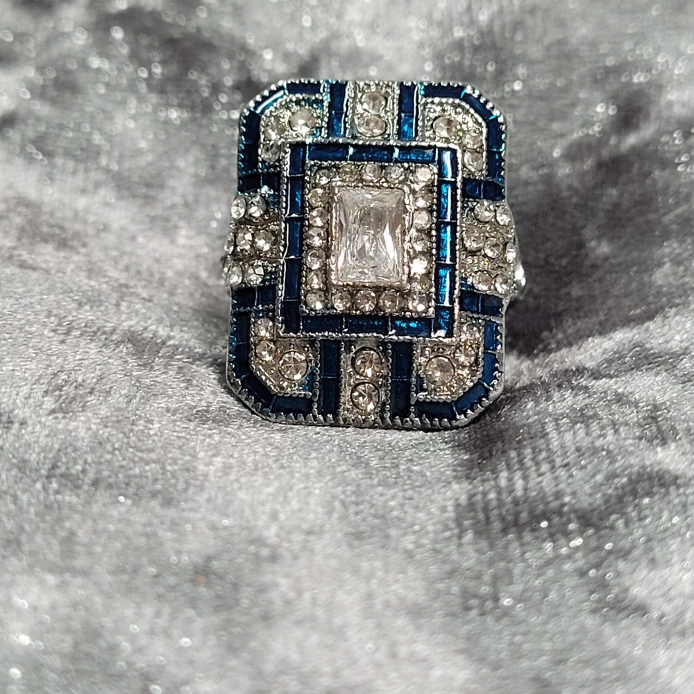 Luxury Big Square Art Deco Zircon Ring - Picture 2 of 5